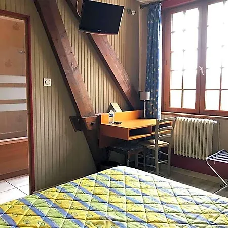 Logis & Restaurant - De La Foret Ξενοδοχείο 3*