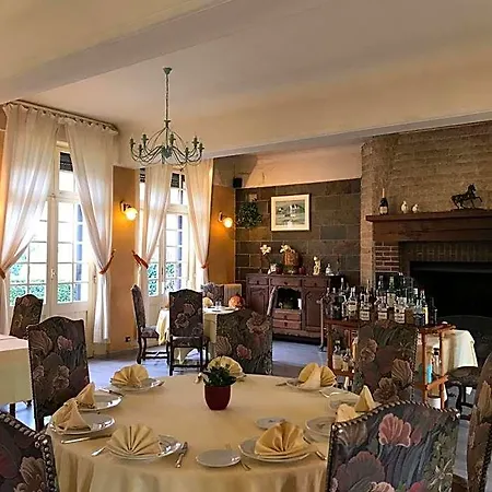 Logis & Restaurant - De La Foret Ξενοδοχείο
