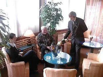 Logis & Restaurant - De La Foret Hotel 3*